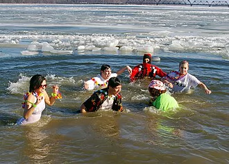 Polar bear plunge